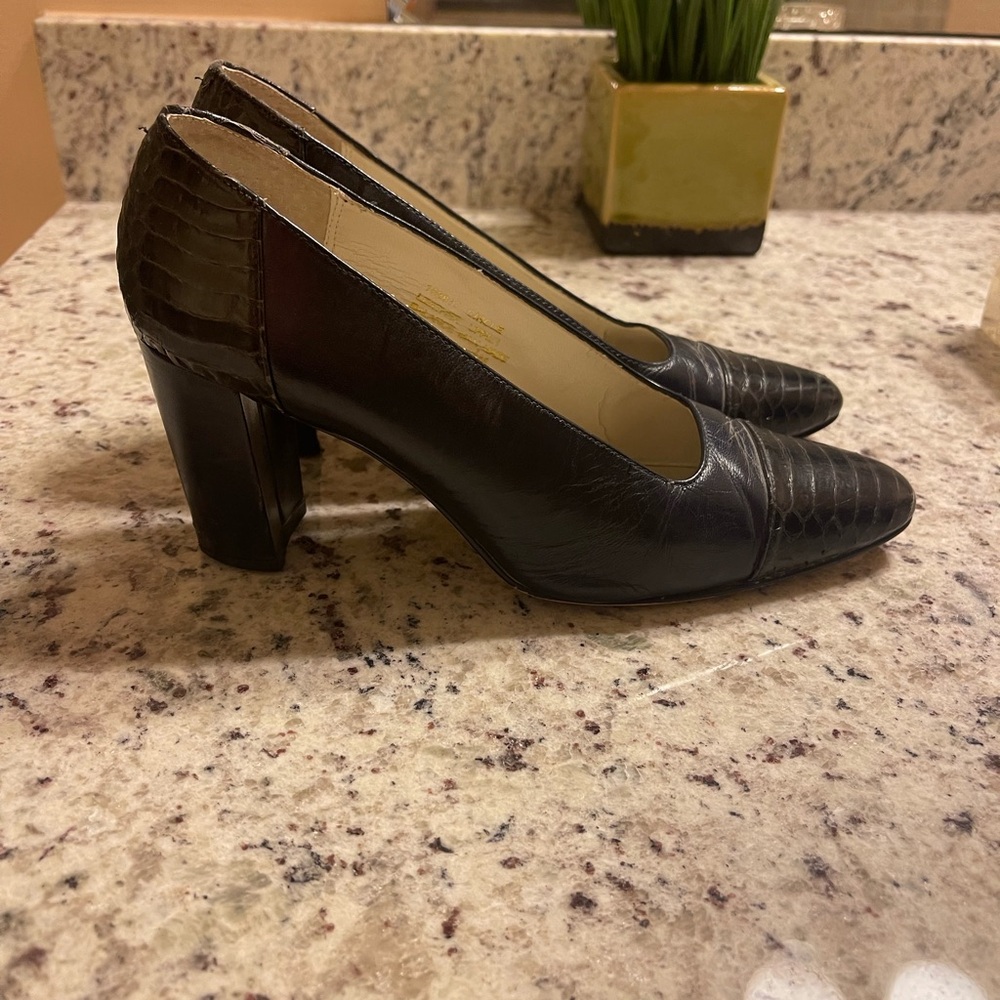 Corsina Elegant Blue Leather Women's Shoes